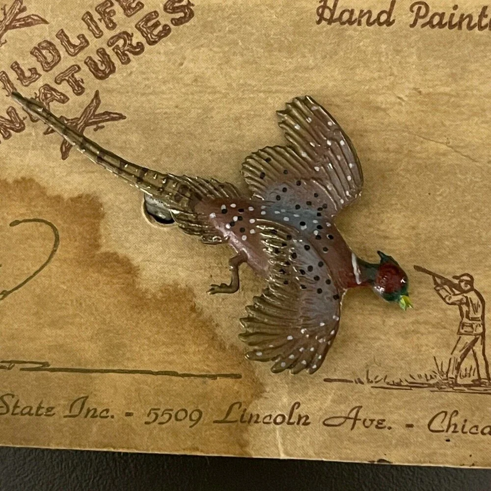 Vintage‎ Wildlife Minatures Handpainted Bird Pheasant Celluloid Brooch NWOT